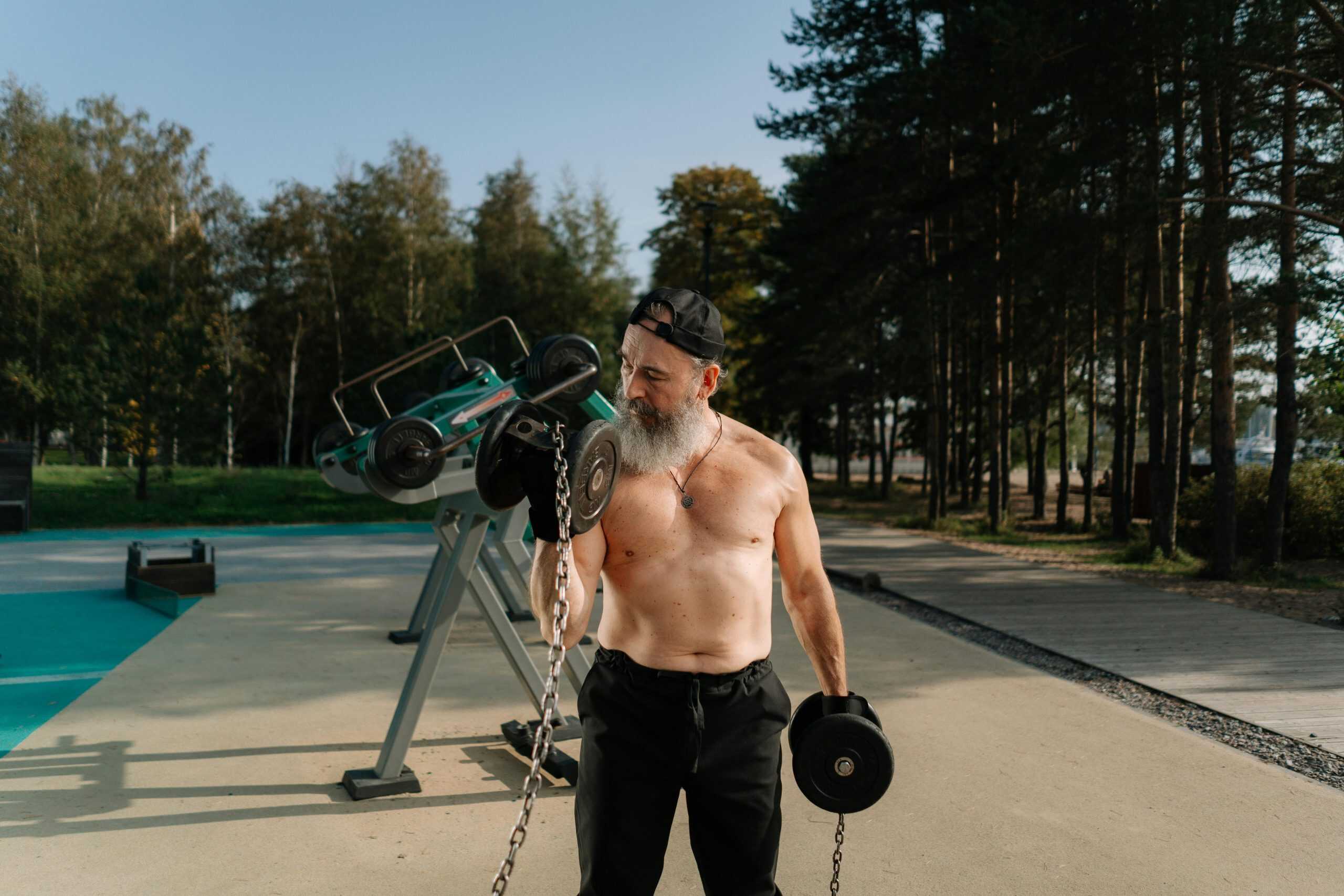 Can Men Over 60 Still Build Muscle? The Beginner Dumbbell Guide