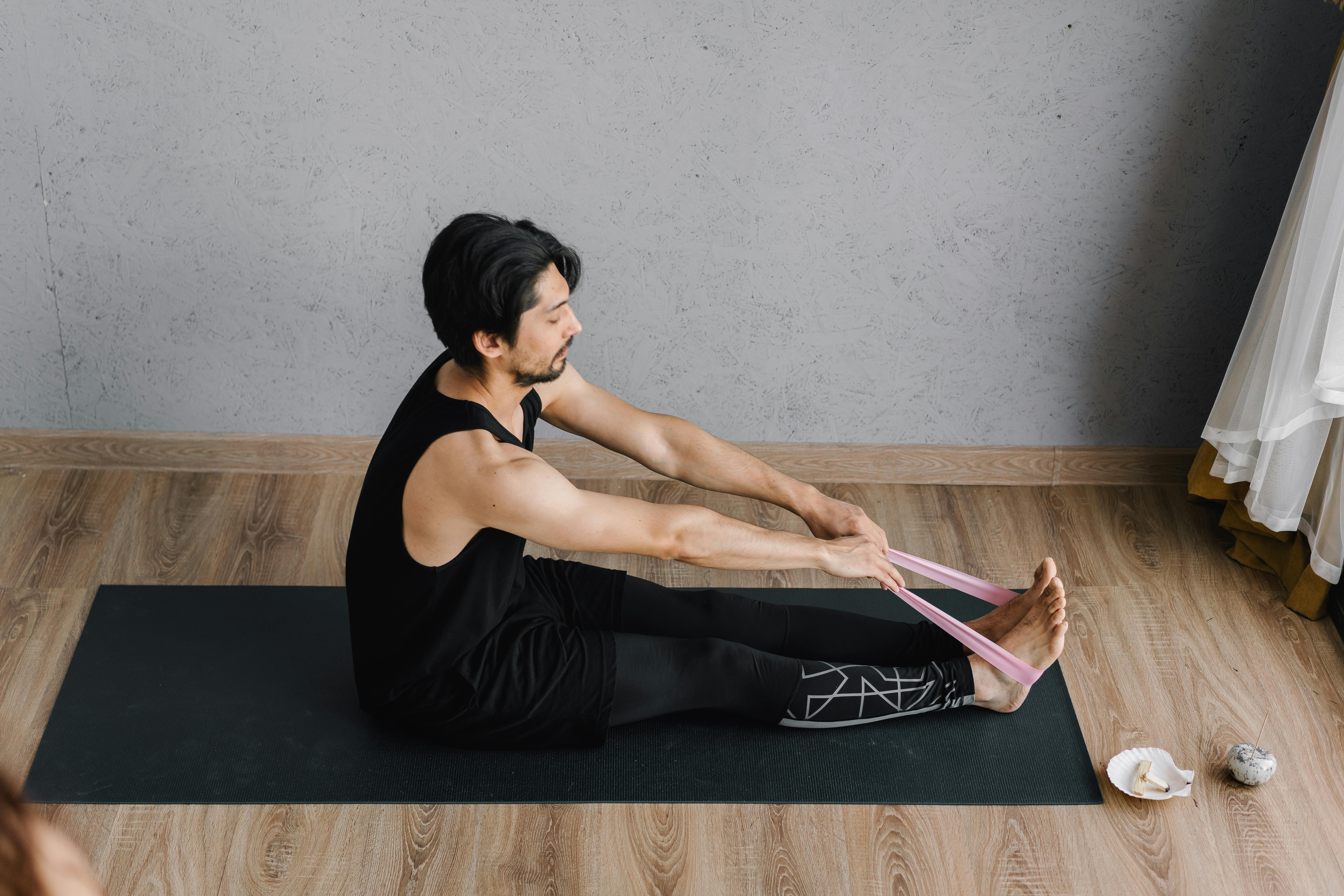 Hotel Resistance Band Workout: Stay Strong On The Road In 20